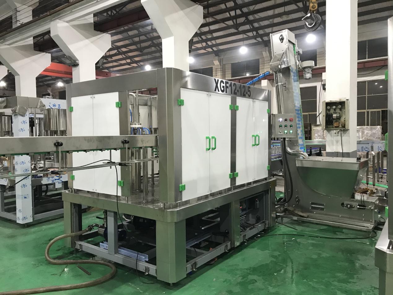 BOTTLE WATER MACHINES